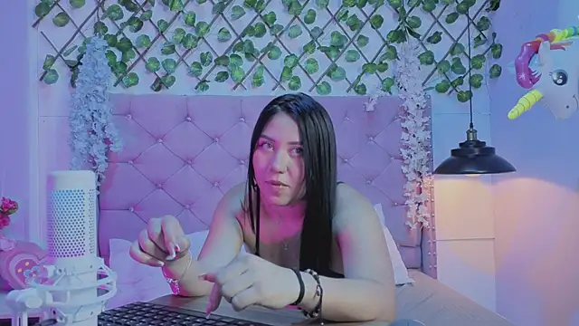 Chat XXX en directo de Karol-Sanchez