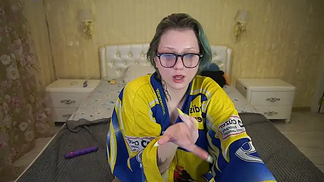 Онлайн чат XXX EliaRosee