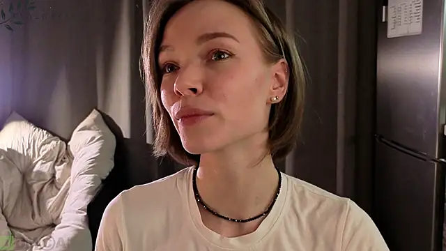 Eva_Natsumi – Live XXX-chat