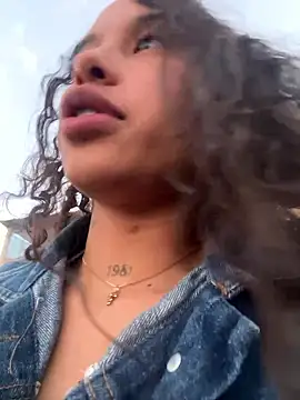 Онлайн чат XXX MarieLeon