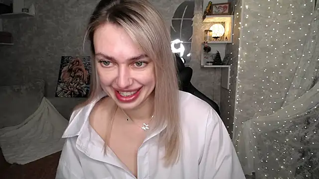 Онлайн чат XXX NickyAdamidi