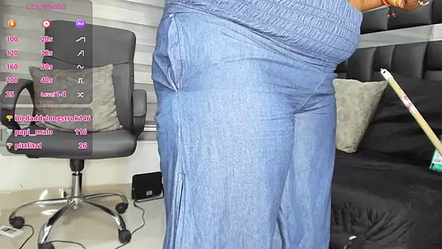 sheyla__ebonyのライブXXXチャット