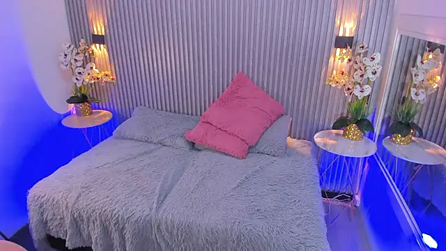 Emilyblackers Chat XXX live