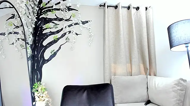 _LaraMom_'s Live XXX Chat