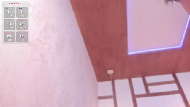 RenataLeclair's Live XXX Chat