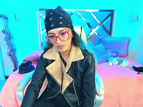 Dark_Dominika's Live XXX Chat