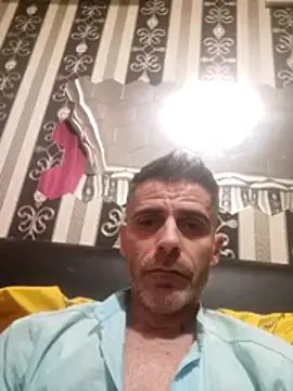 Ianne150: διαδικτυακό σόου στην κάμερα