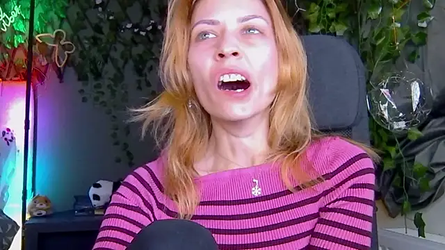 karo123421's Live XXX Chat