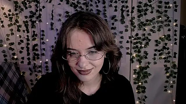 risha_laas' Live XXX Chat