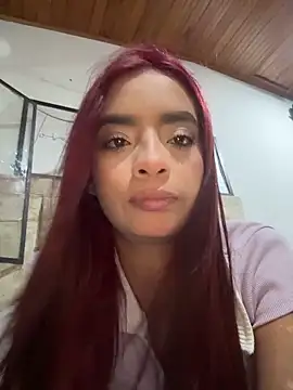 Laura_fernandezII 即時 XXX 聊天