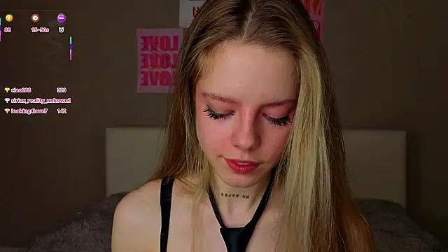 TiffinyMergist's Live XXX Chat