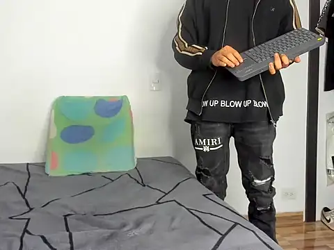 Master_Ruthless777's Live XXX Chat