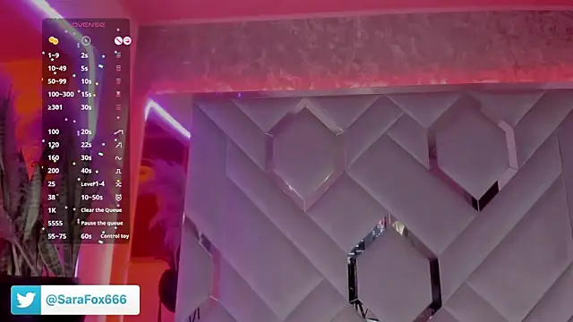 Онлайн чат XXX Sara_Foxx1