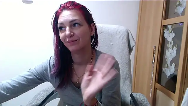 Evadesirex46's Live XXX Chat