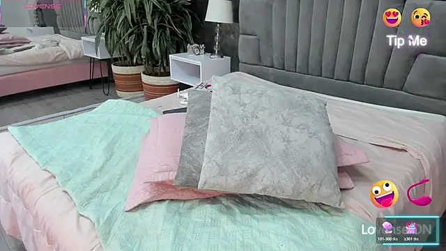 isa_lancaster's Webcam Show