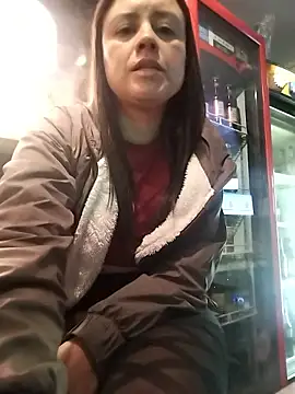 karlagiraldo198 – Naživo XXX chat