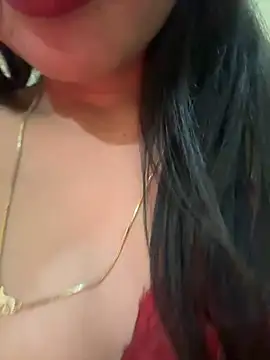 Hot_Aishi élő XXX-chatje