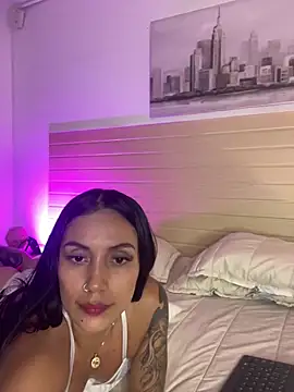 GabiHills: απευθείας συνομιλία ΧΧΧ