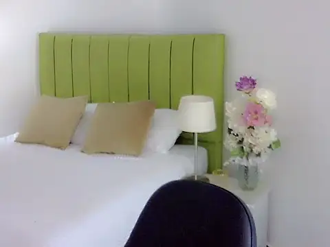 charlotte1_sweet: απευθείας συνομιλία ΧΧΧ