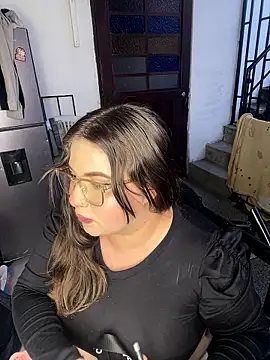 Kitty_Bms_'s Live XXX Chat