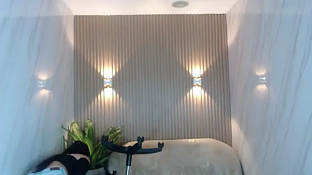 tatiscelis_tf's Live XXX Chat