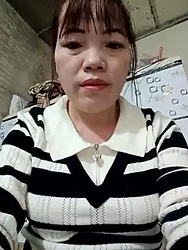 Sana-vn: απευθείας συνομιλία ΧΧΧ