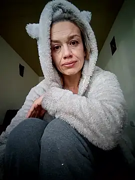 MAGDALAKOVANOVA – Naživo XXX chat