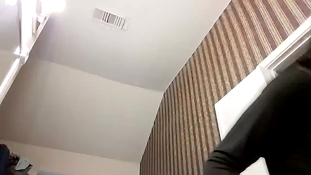 StuntingSpunMarine69のライブXXXチャット