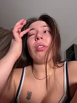 Онлайн чат XXX KimArts