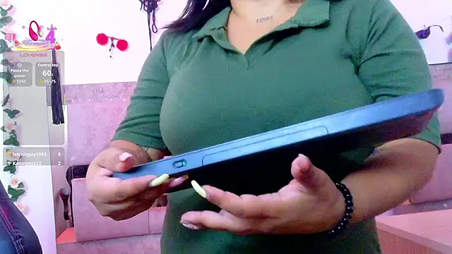 Luciana_r 即時 XXX 聊天