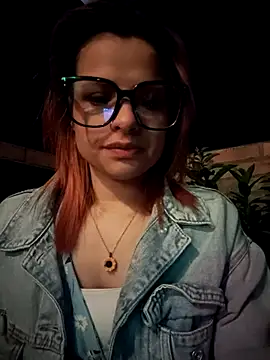 Cataleya_16's Live XXX Chat