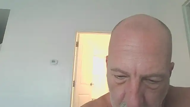 Yankeedave420's Live XXX Chat