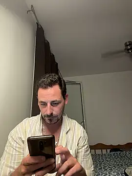 defbond420 Adlı Modelin Canlı XXX Sohbeti