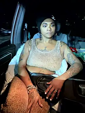 HaloRodeoLover2's Live XXX Chat