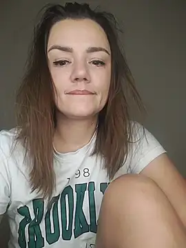 Chatroom XXX en direct de KrissSexi