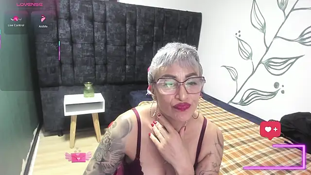 Charlotte__Gray's Live XXX Chat