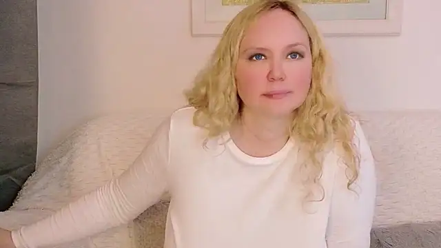 Sarah4you: απευθείας συνομιλία ΧΧΧ