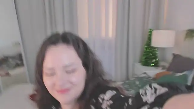 Camilla_Rowen Adlı Modelin Canlı XXX Sohbeti