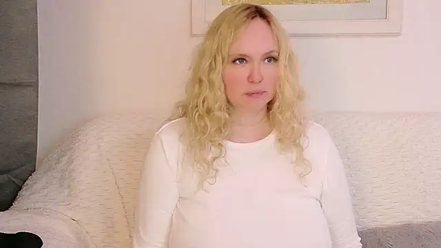 Sarah4you's Live XXX Chat