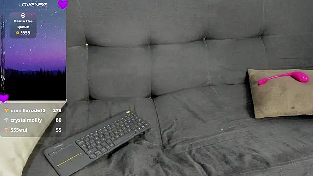 Nikki__uwu: απευθείας συνομιλία ΧΧΧ