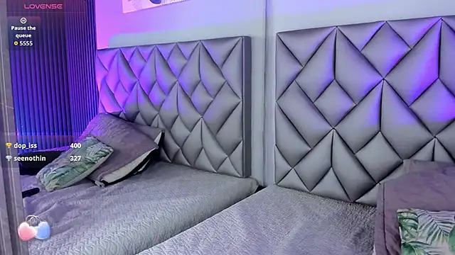 Kitty_Dollyy Adlı Modelin Canlı XXX Sohbeti