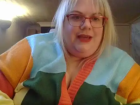 Chat XXX ao vivo de Kinkyhousewife83