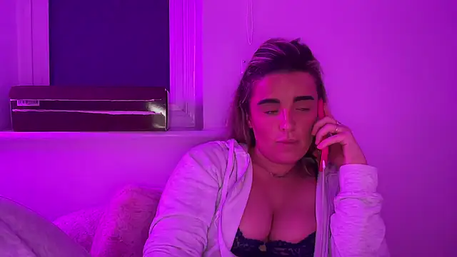 maisiesmithx's Live XXX Chat