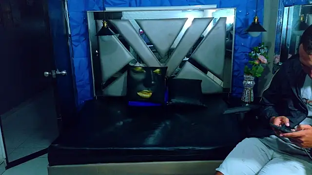 TemptationDual's Webcam Show