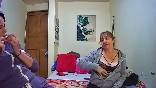 nicoltatiana_ live XXX chat