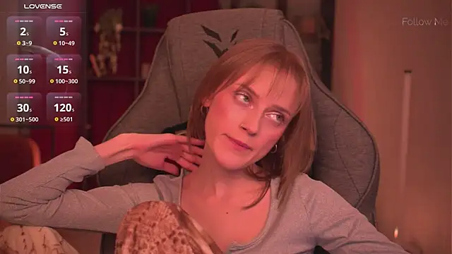 Chat XXX en directo de KiraMontoya