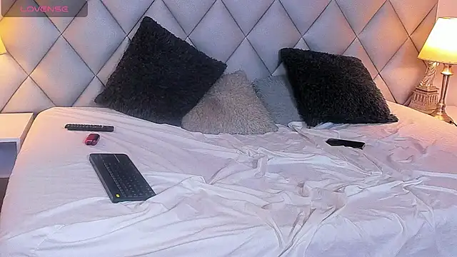 AaronVegaa's Live XXX Chat