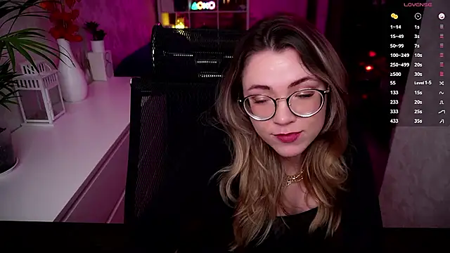 RemyCute Live XXX Chat