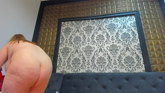 LissaBigTitts Webcam show