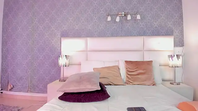 Show modela Celeste_Amber na web-kameri